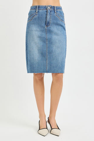In the Moment Mid Rise Skirt